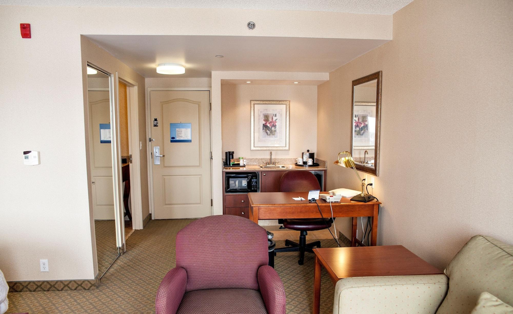 Kitchener Inn & Suites Exteriör bild